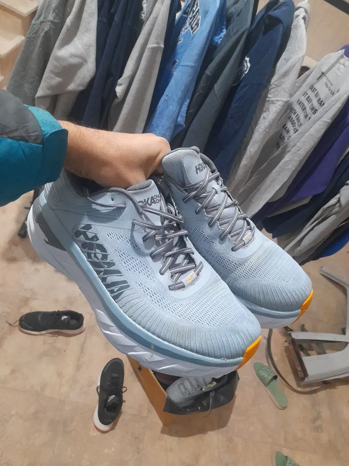 هوکا اورجینال سایز ۴۶.۴۷|کیف، کفش، کمربند|اسفراین, |دیوار