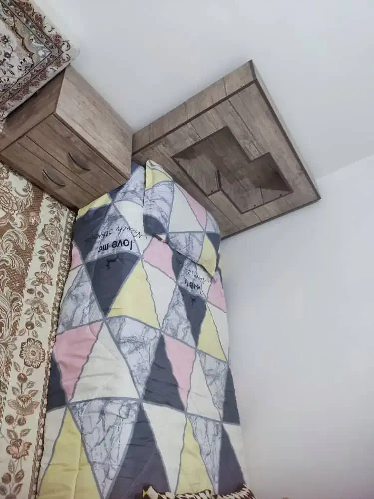 تخت خواب تک نفره|تخت و سرویس خواب|فولادشهر, مسکن مهر فولادشهر|دیوار