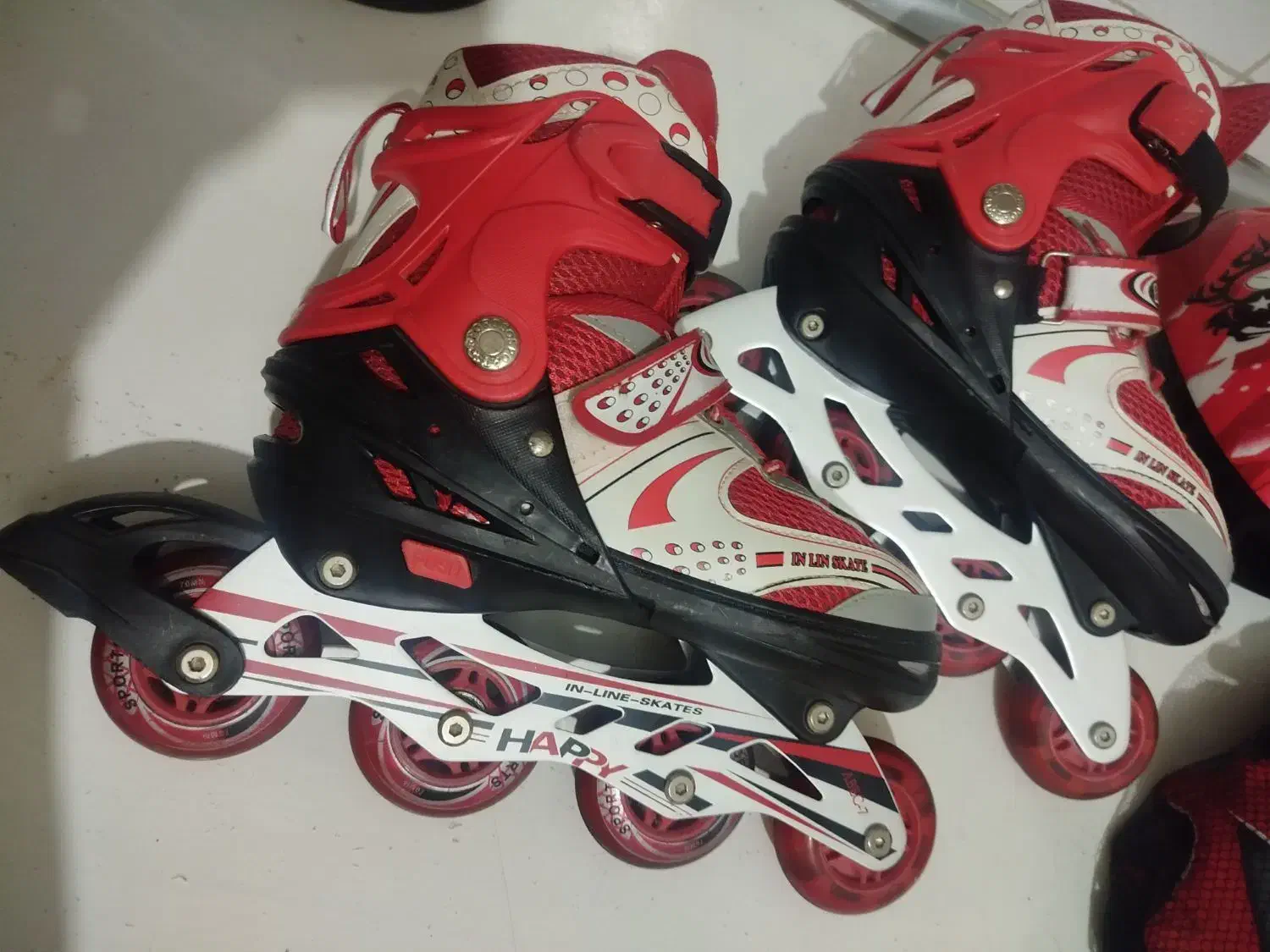 اسکیت قیمت مناسب|دوچرخه، اسکیت، اسکوتر|کرج, مصباح|دیوار