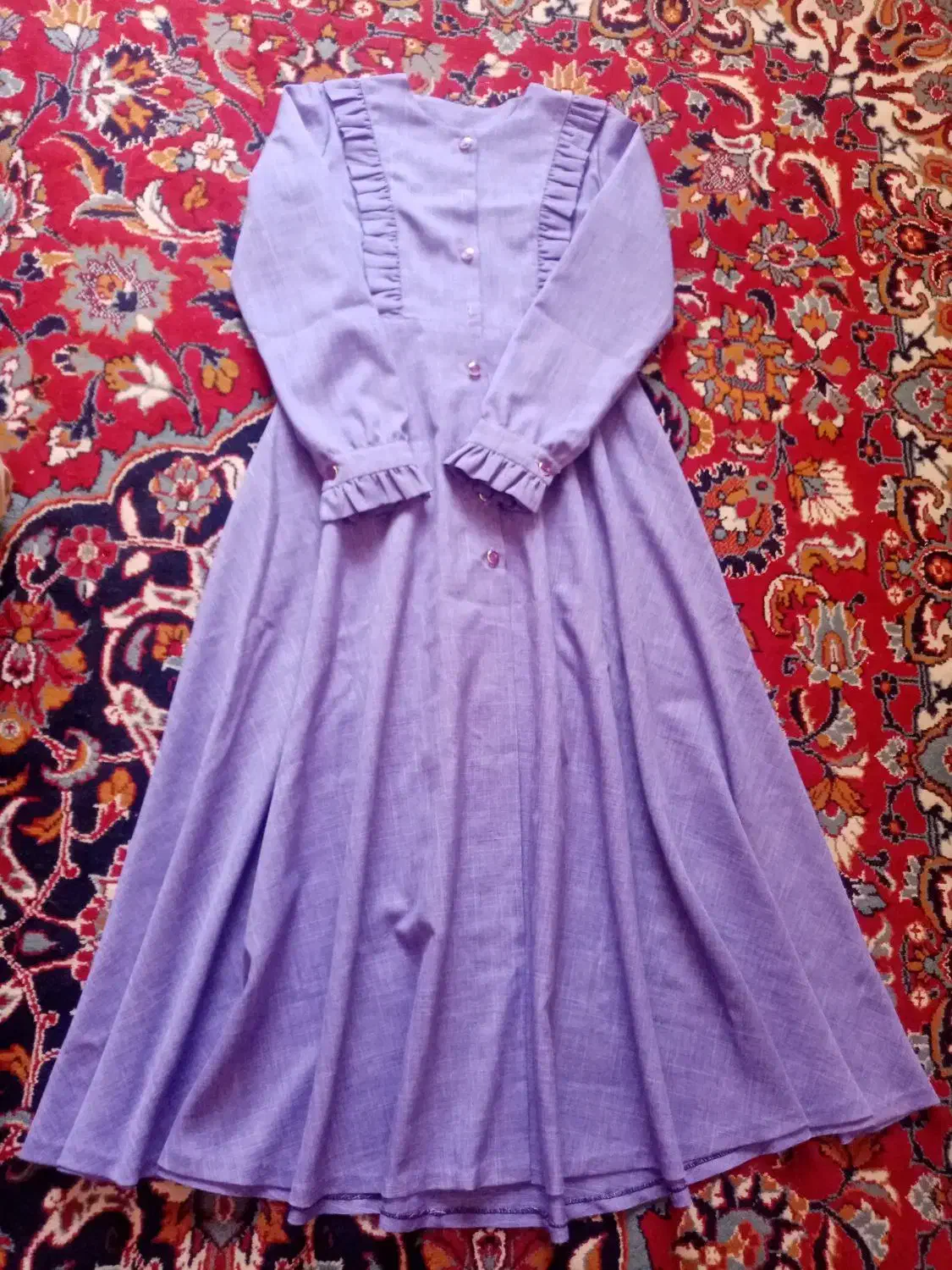 لباس زنانه|لباس|فردوس (خراسان), |دیوار