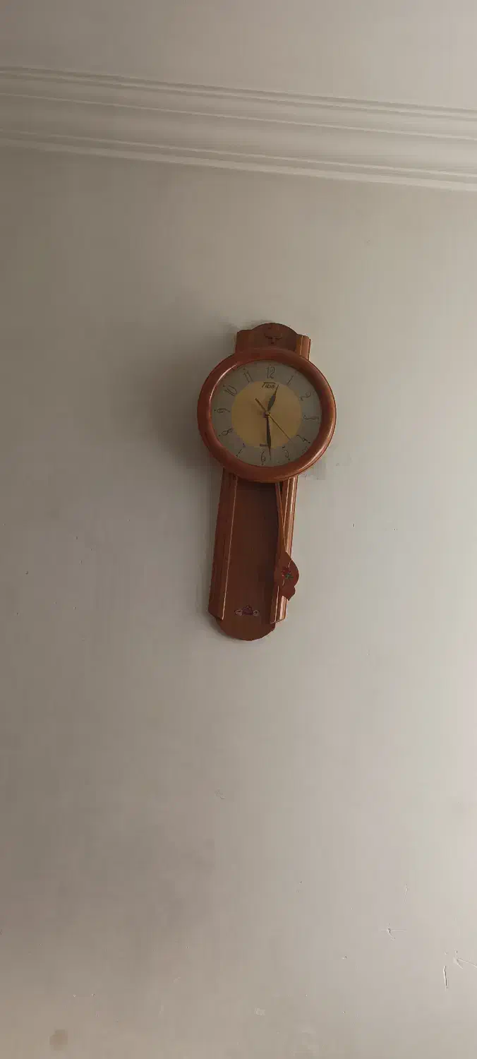 ساعت دیواری ۲ عدد|ساعت دیواری و تزئینی|قائم‌شهر, |دیوار