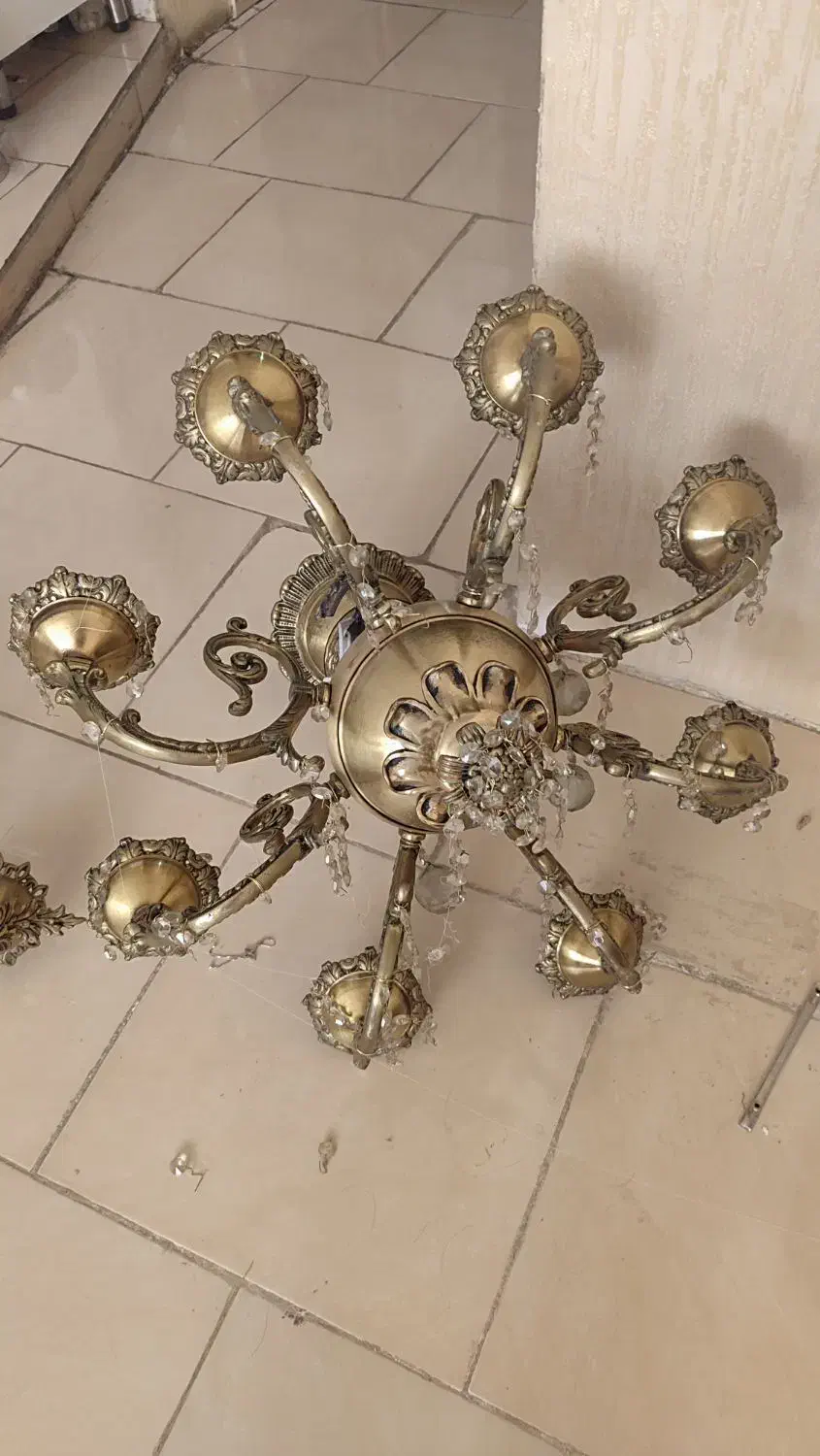 وسایل برنجی  لوستر. شمعدان. میز اتو.میز برش|لوستر و چراغ آویز|مشهد, طلاب|دیوار