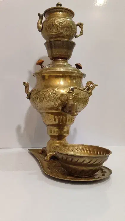 سماور برنجی|کلکسیون اشیاء عتیقه|همدان, |دیوار