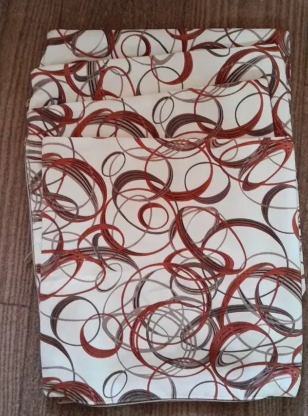 کوسن یا بالشت مبل، اصلا استفاده نشده نو نو|رختخواب، بالش، پتو|قرچک, مهدیه|دیوار