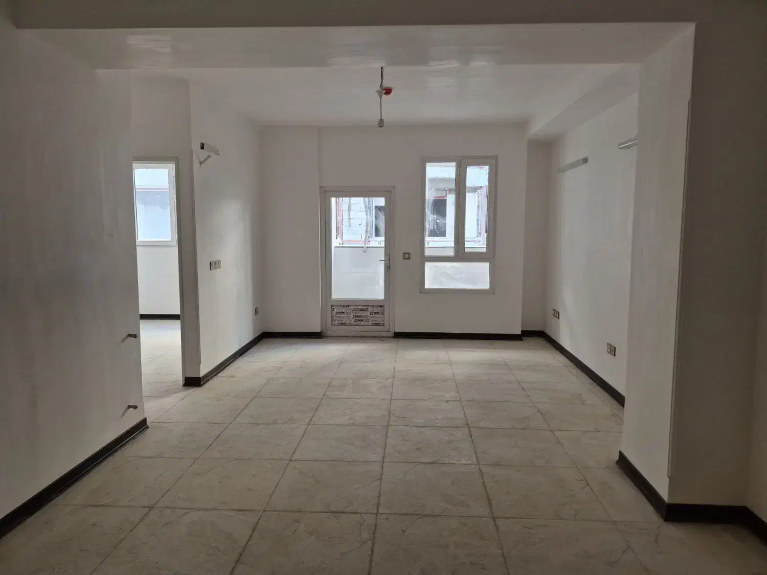 واحد نقلی کلید نخورده ۲خواب|فروش آپارتمان|قم, زنبیل آباد|دیوار