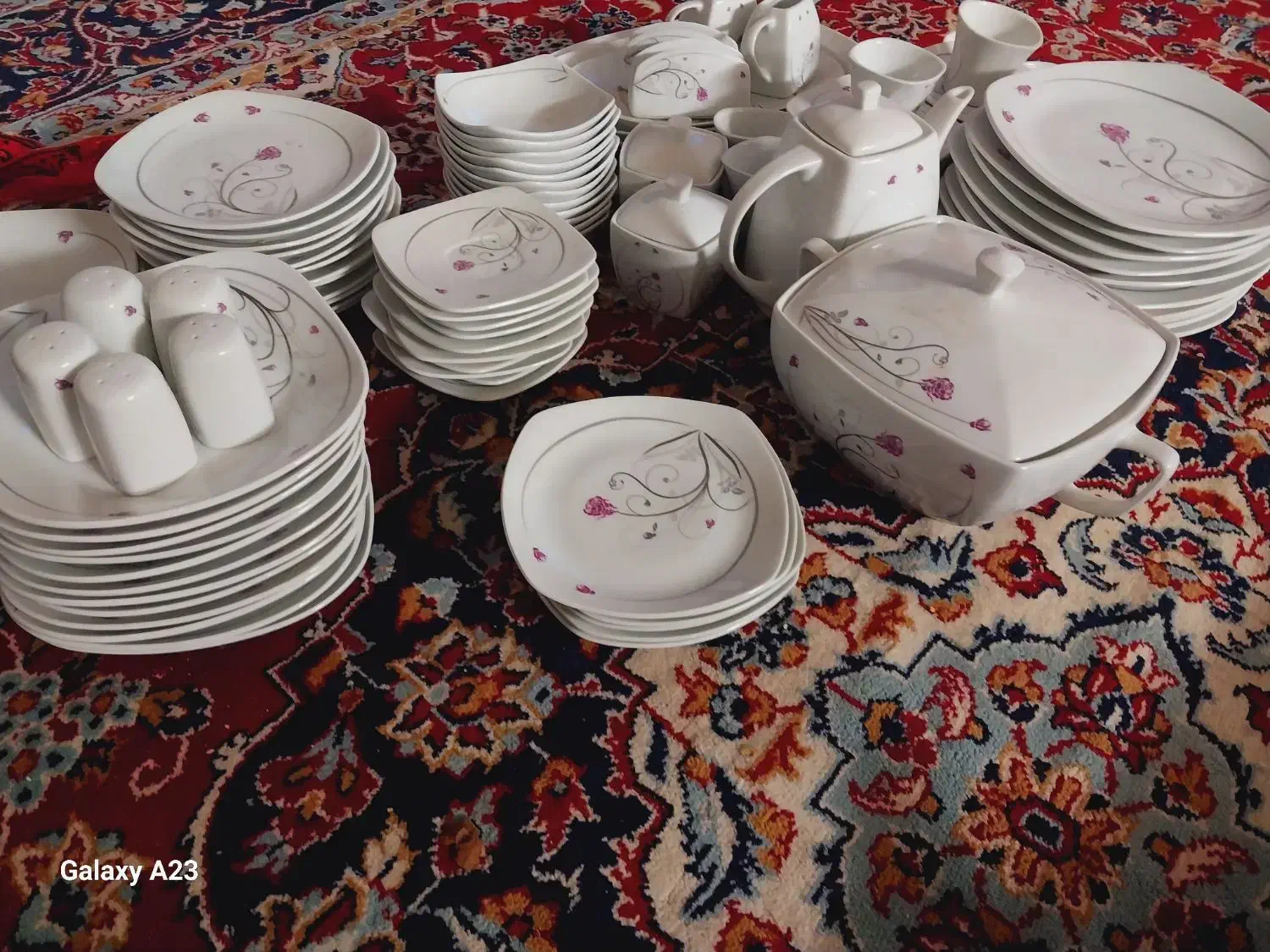 ظروف اصل جنس عالی|ظروف سرو و پذیرایی|لردگان, |دیوار