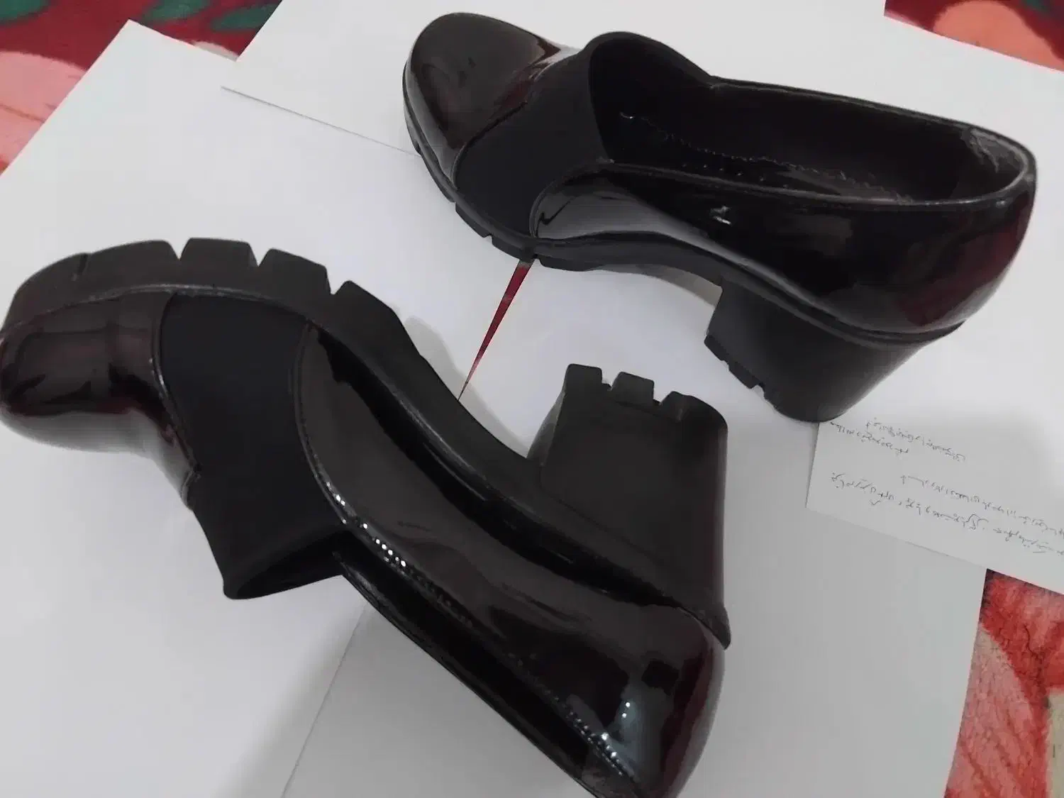 وسایل شخصی|کیف، کفش، کمربند|بندر دیر, |دیوار