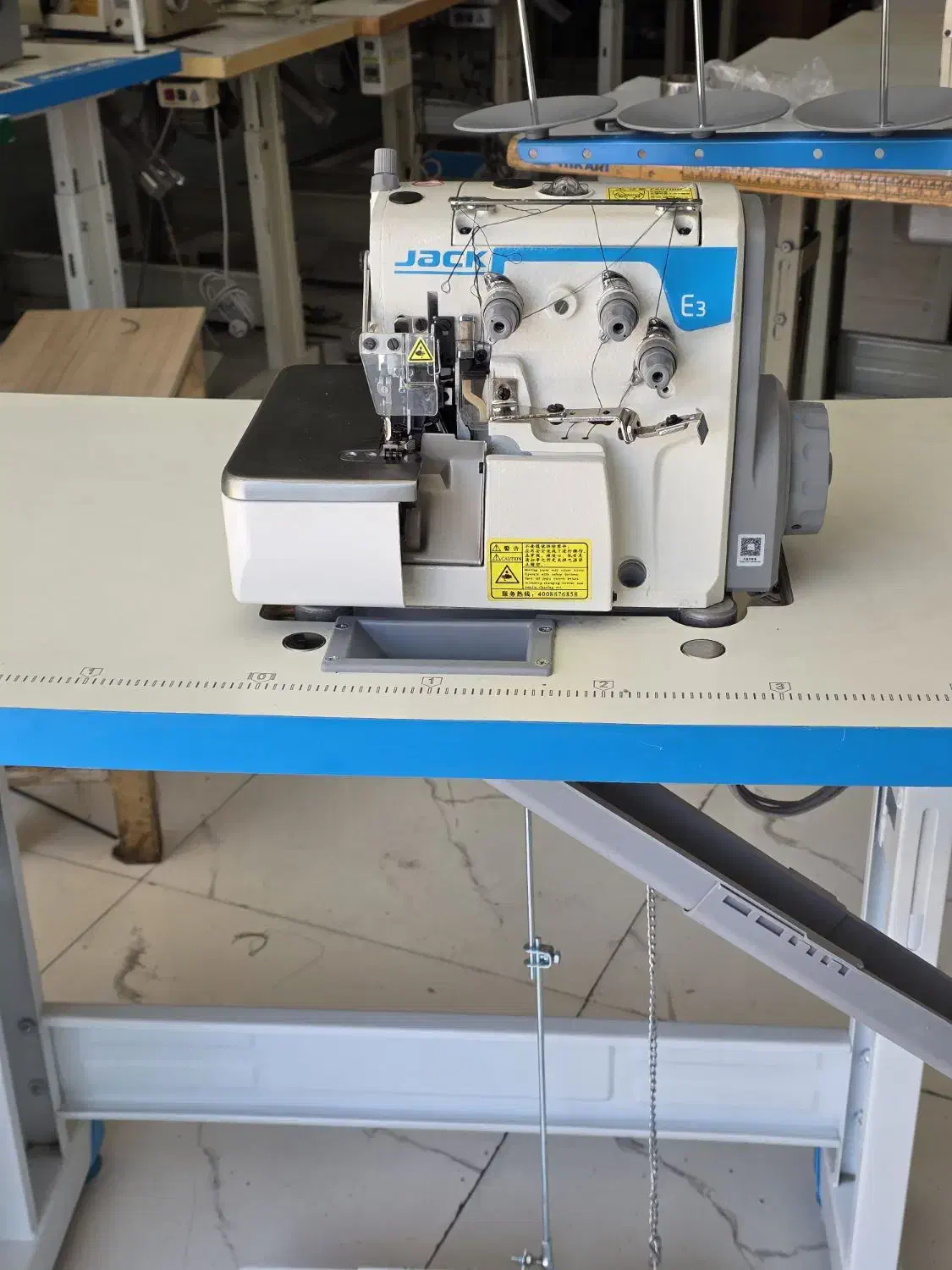 چرخ خیاطی صنعتی زیگزال سردوز سه نخ E3 جک سرخود|چرخ خیاطی و ریسندگی|تهران, امام زاده عبدالله|دیوار