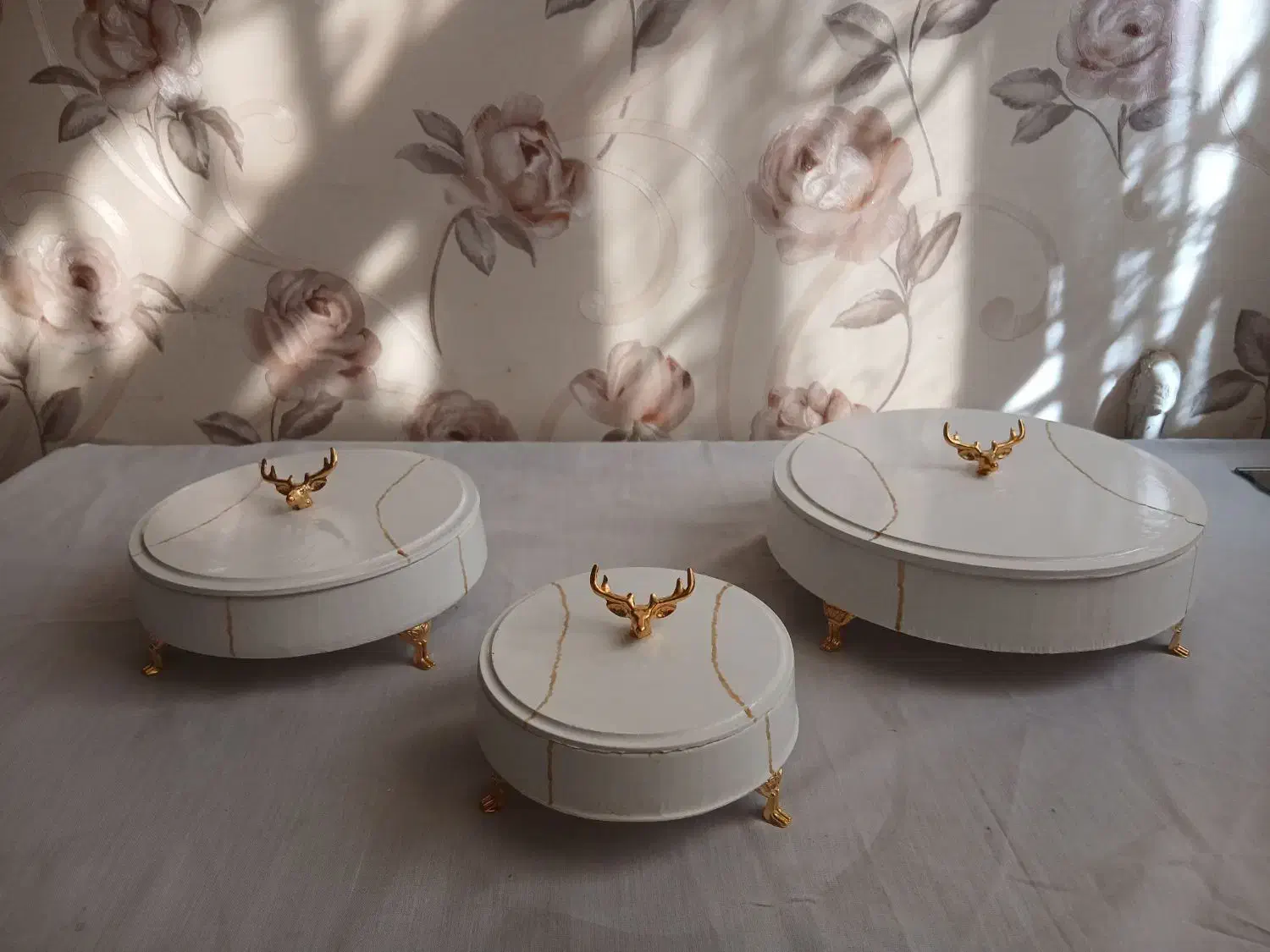 ست پذیرایی|ظروف سرو و پذیرایی|تربت‌حیدریه, باغ سلطانی|دیوار