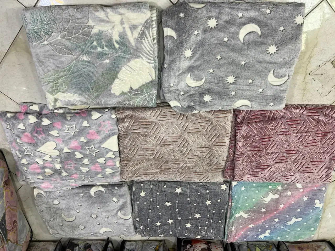 پتو شب نما زیر قیمت بازار|رختخواب، بالش، پتو|فردیس, فردیس|دیوار