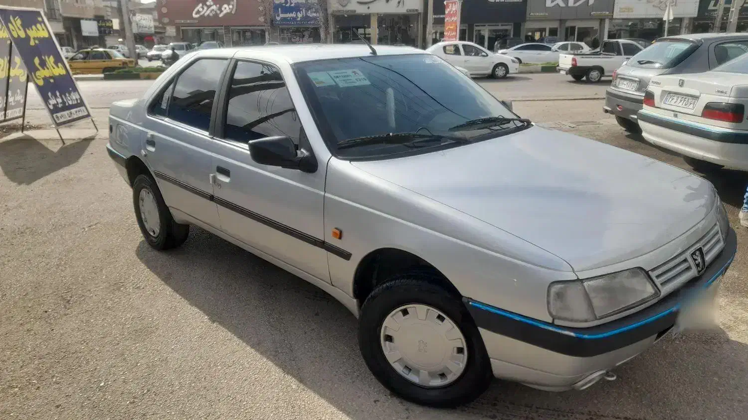 پژو۴۰۵ مدل  ۹۳|خودرو سواری و وانت|گنبد کاووس, |دیوار