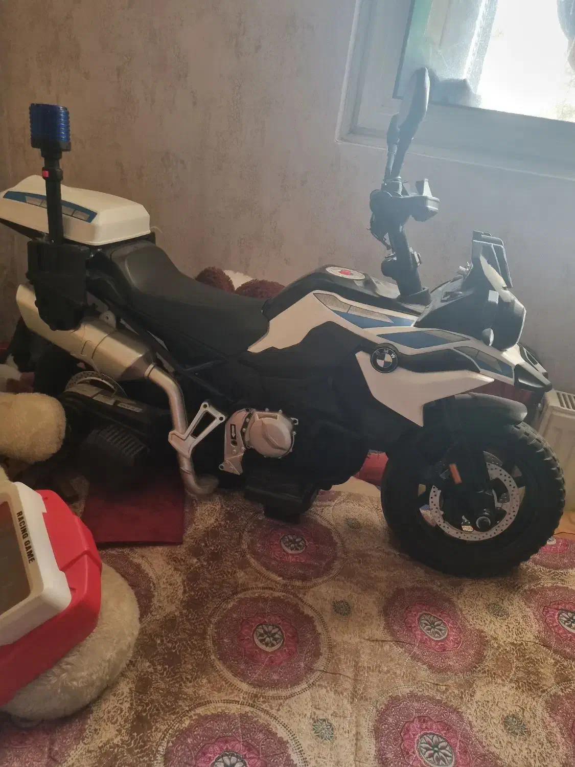 موتور شارژی|اسباببازی|صدرا-فارس, فاز ۱|دیوار