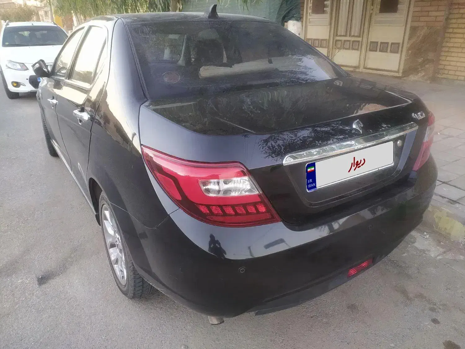 دنا پلاس اتومات|خودرو سواری و وانت|آران و بیدگل, |دیوار