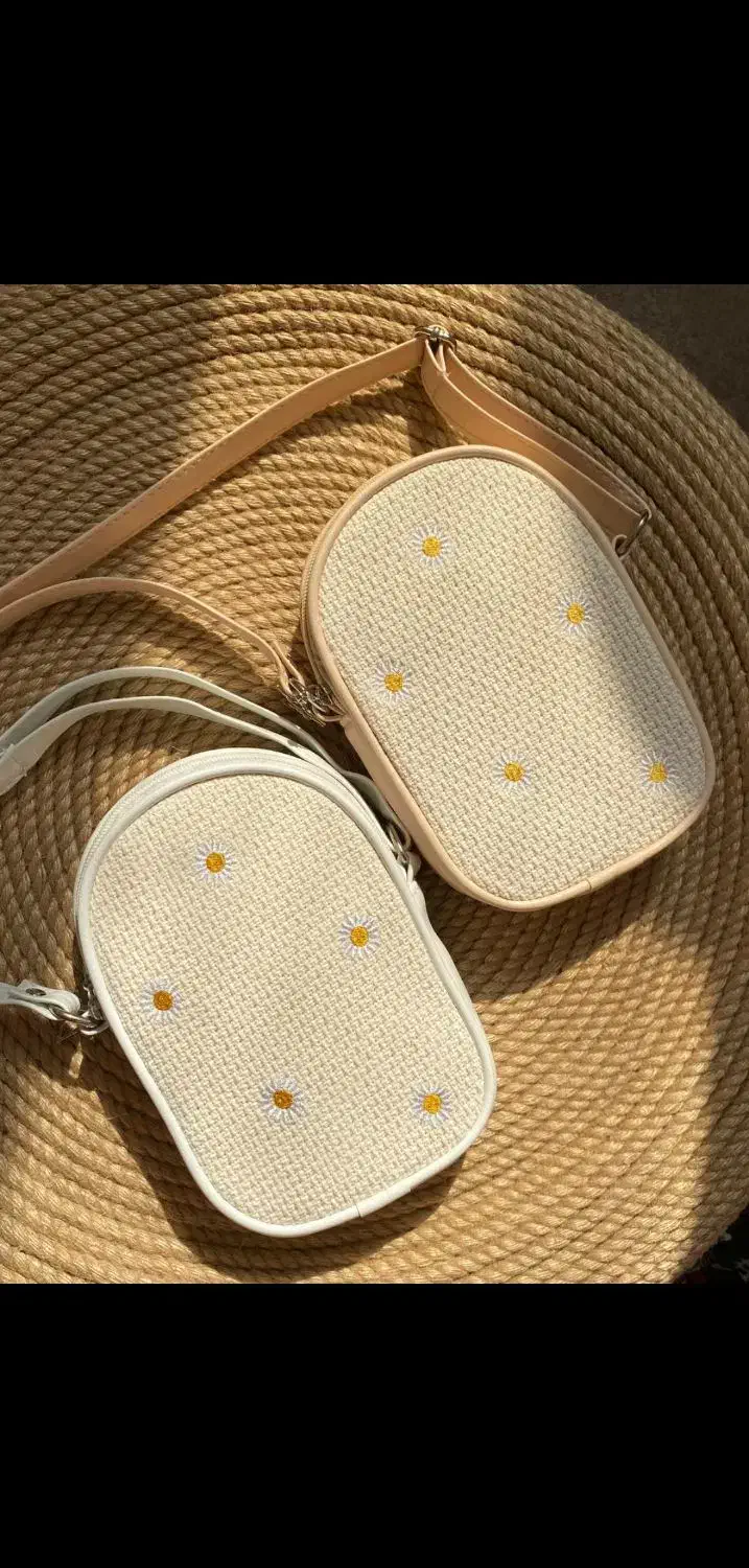 هدیه اقتصادی روز زن|کیف، کفش، کمربند|قم, میرزائیه|دیوار