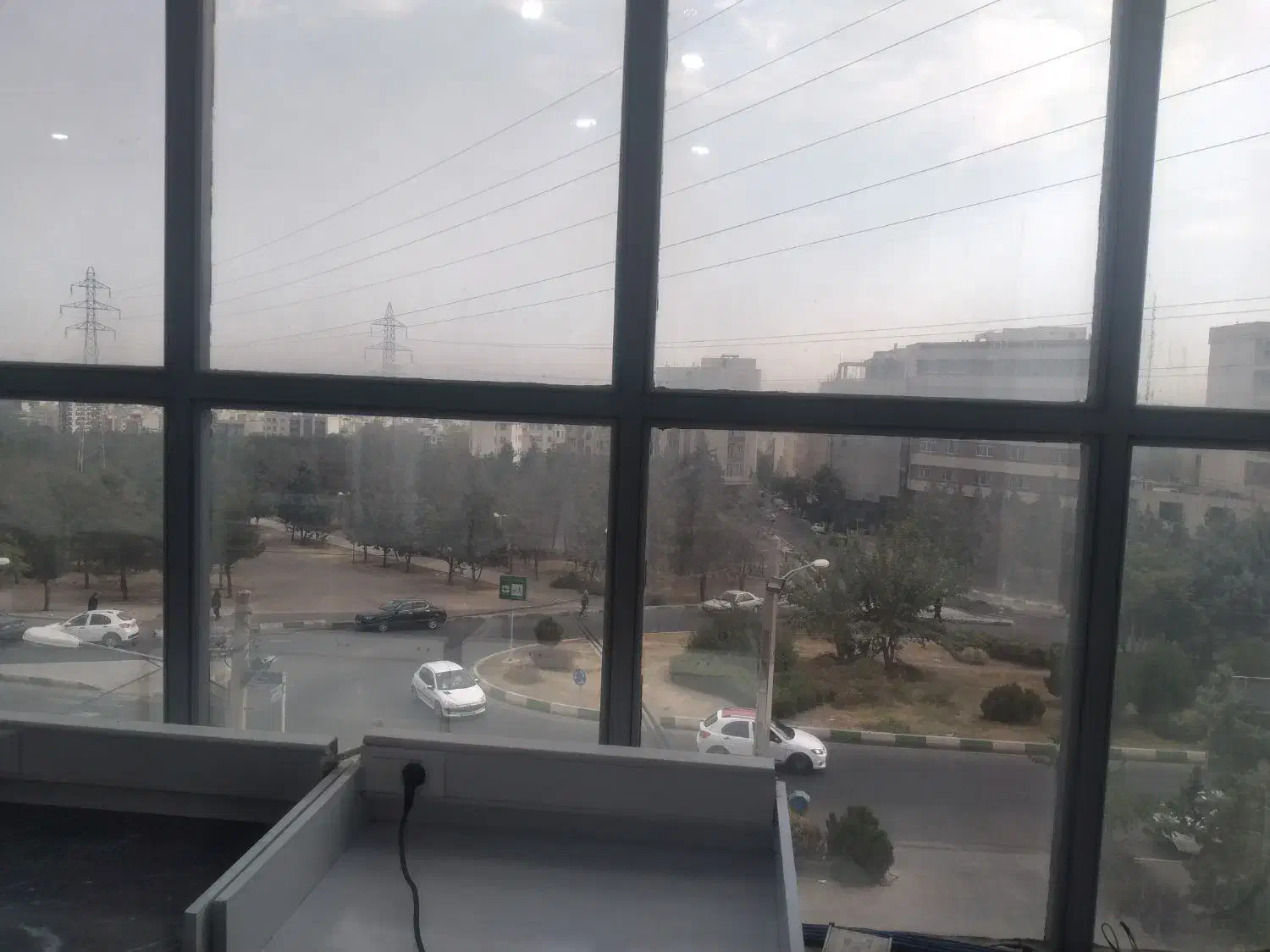 استخدام تعدادی نیروی خانم|استخدام اداری و مدیریت|تهران, صادقیه|دیوار