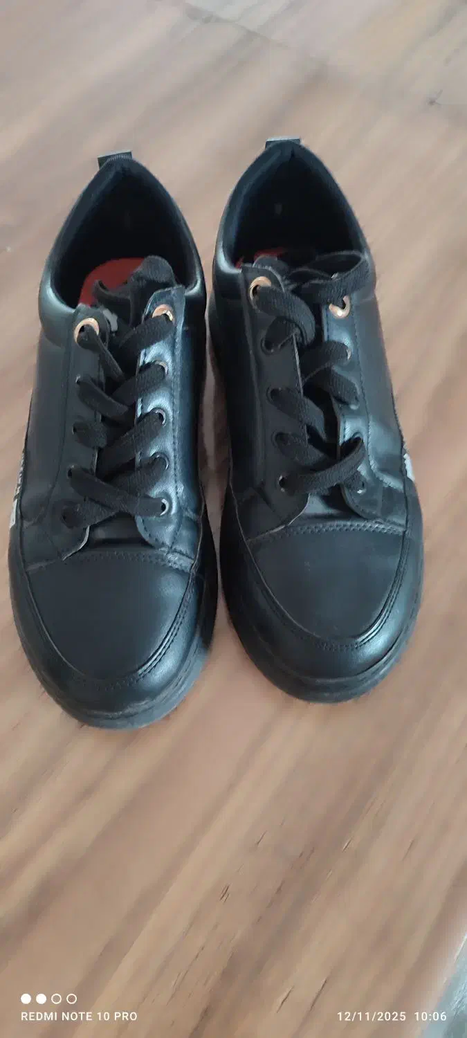 کتونی سایز39|کیف، کفش، کمربند|اشتهارد, |دیوار