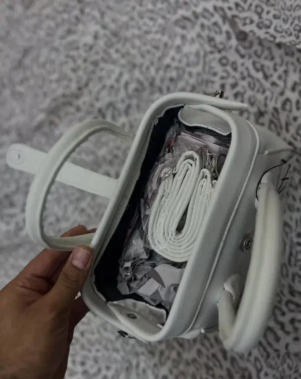 کیف سفید|کیف، کفش، کمربند|مشهد, کارگران|دیوار