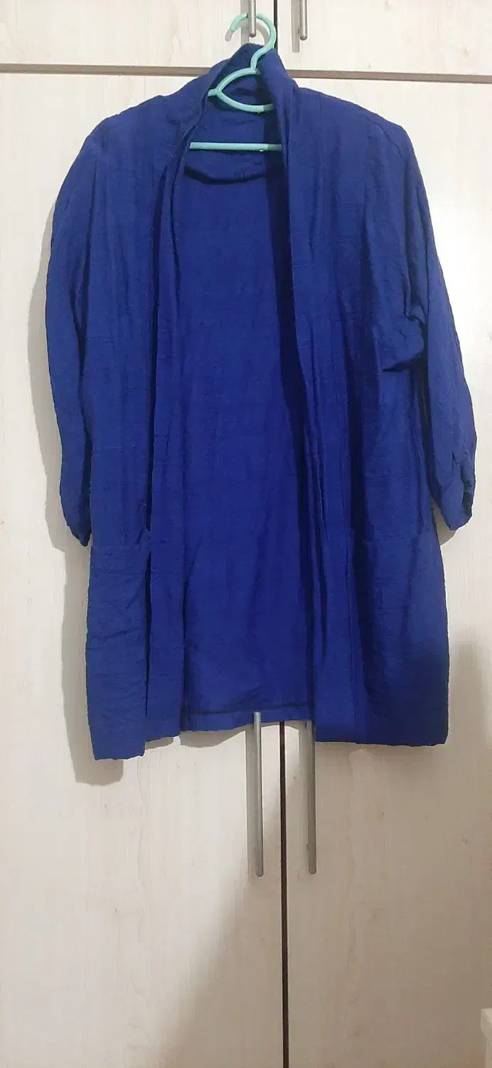 لباس زنانه و دخترانه|لباس|میانه, |دیوار