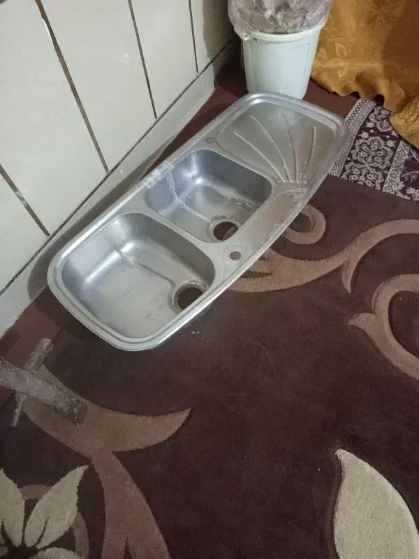 دو عدد سینک|آب‌چکان و نظم‌دهنده ظروف|شیراز, شهرک قمشه|دیوار