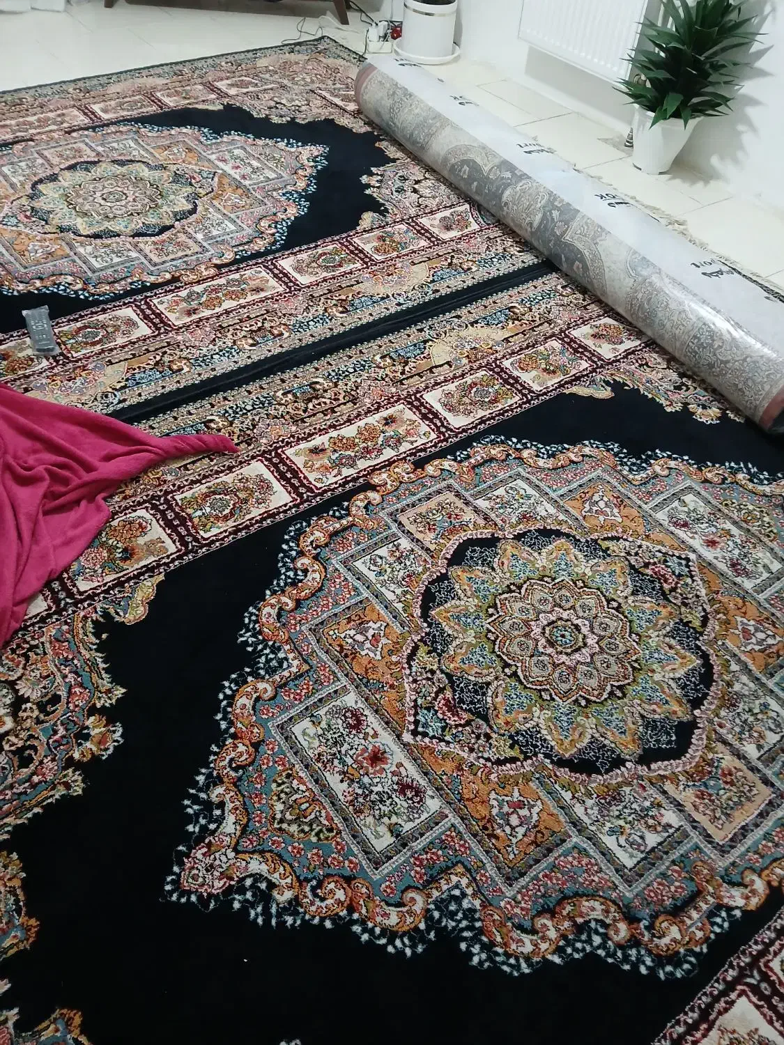 فرش|فرش|پرند, فاز ۴|دیوار