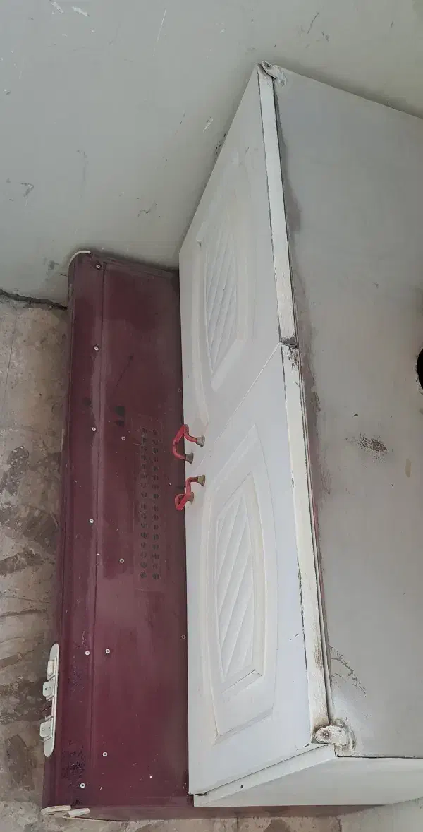 هود به همراه کابینت|هود|مرودشت, مسجد رسول‎|دیوار