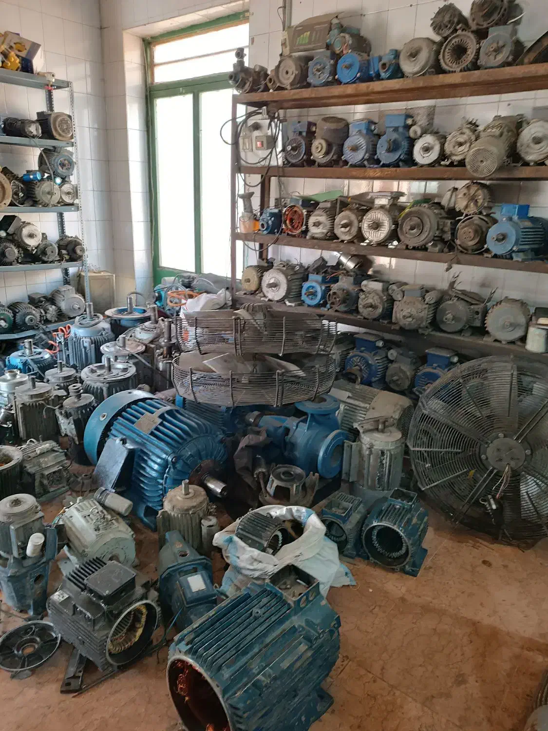 فروش دینام و الکتروموتور استوک و دست دوم|ماشین‌آلات صنعتی|تهران, شهرک آسمان|دیوار