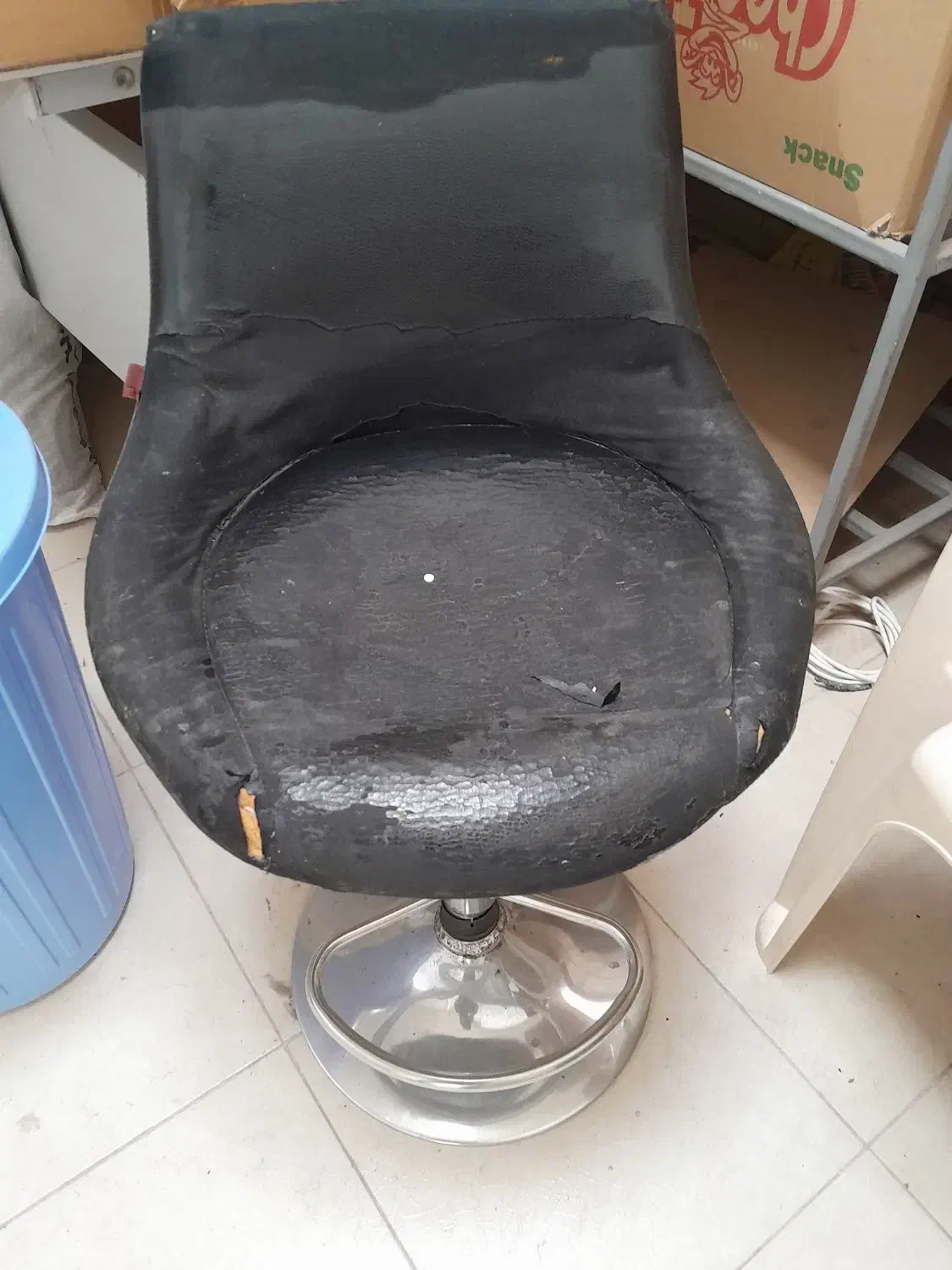 صندلی اپن|صندلی و نیمکت|کرمان, |دیوار