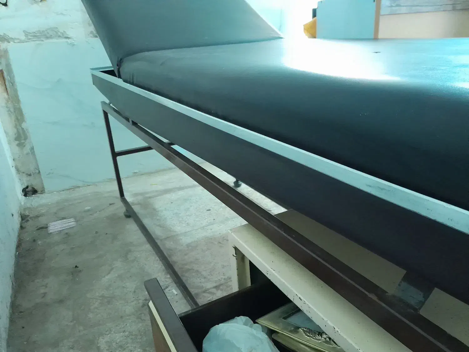 تخت ماساژ و مژه|آرایشی، بهداشتی، درمانی|فردیس, قریشی|دیوار