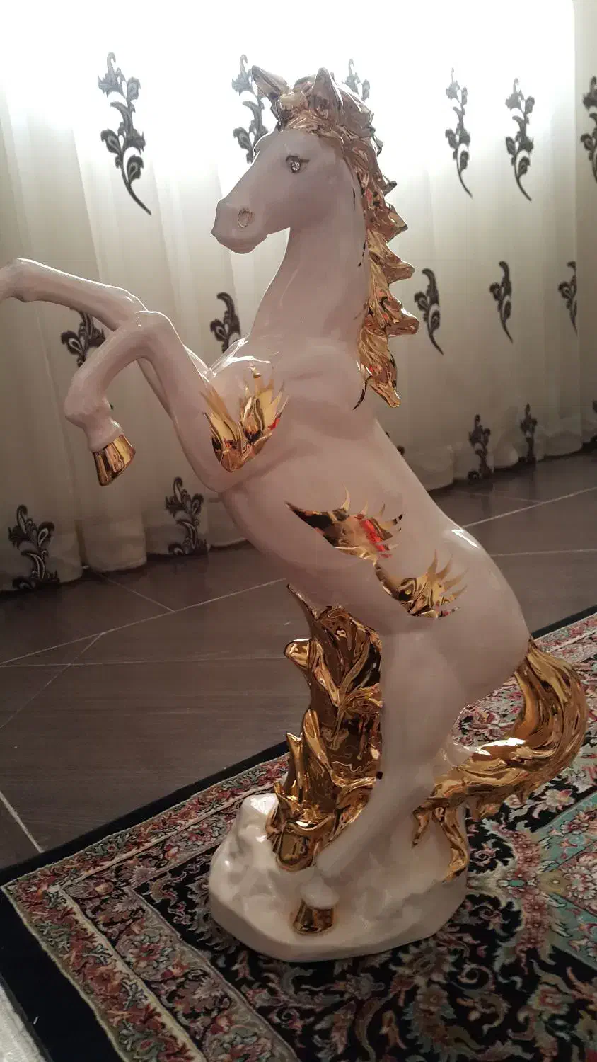 فروش کشکول و اسب چینی|مجسمه، تندیس، ماکت|همدان, |دیوار