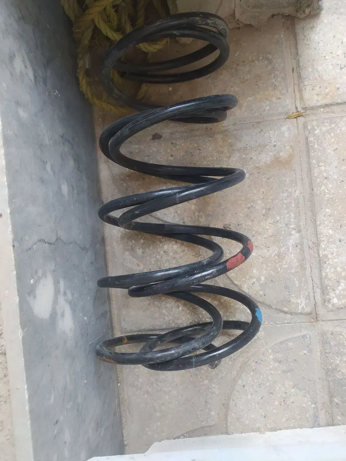 کمک فنر ۲۰۶|قطعات یدکی و لوازم جانبی|مرودشت, استادیوم‎|دیوار