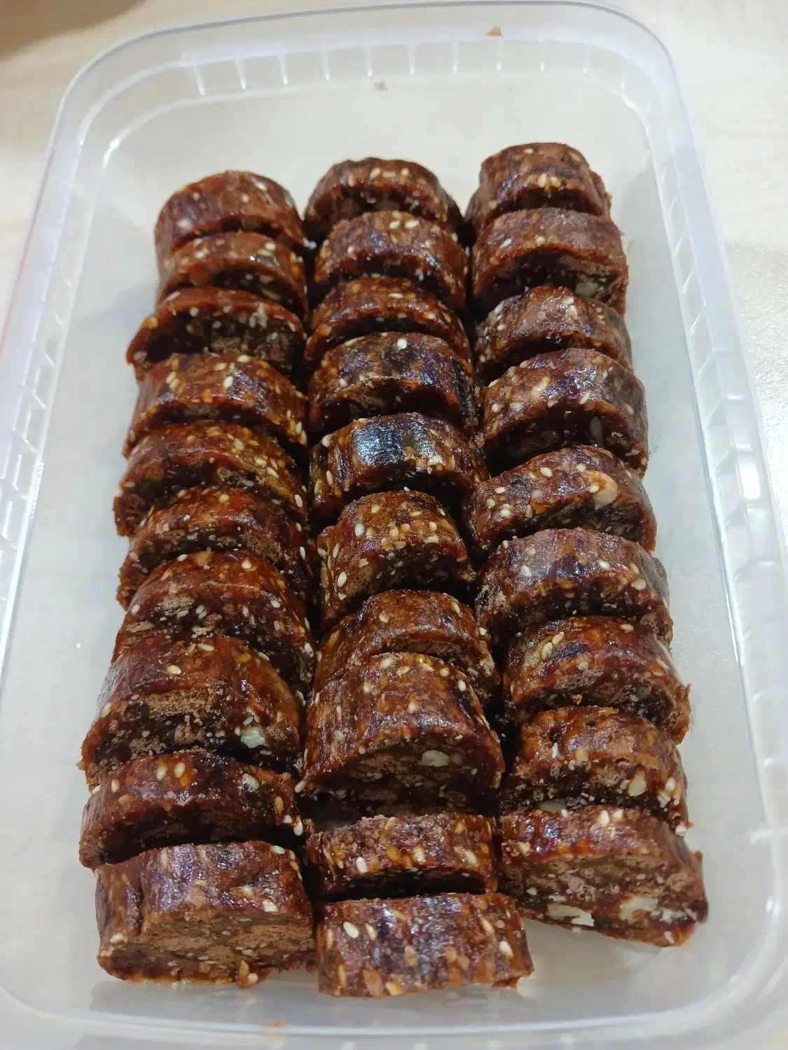 رولتدخرمایی کنجدی با مغز گردو|خوردنی و آشامیدنی|اهواز, بهزاد شهر|دیوار