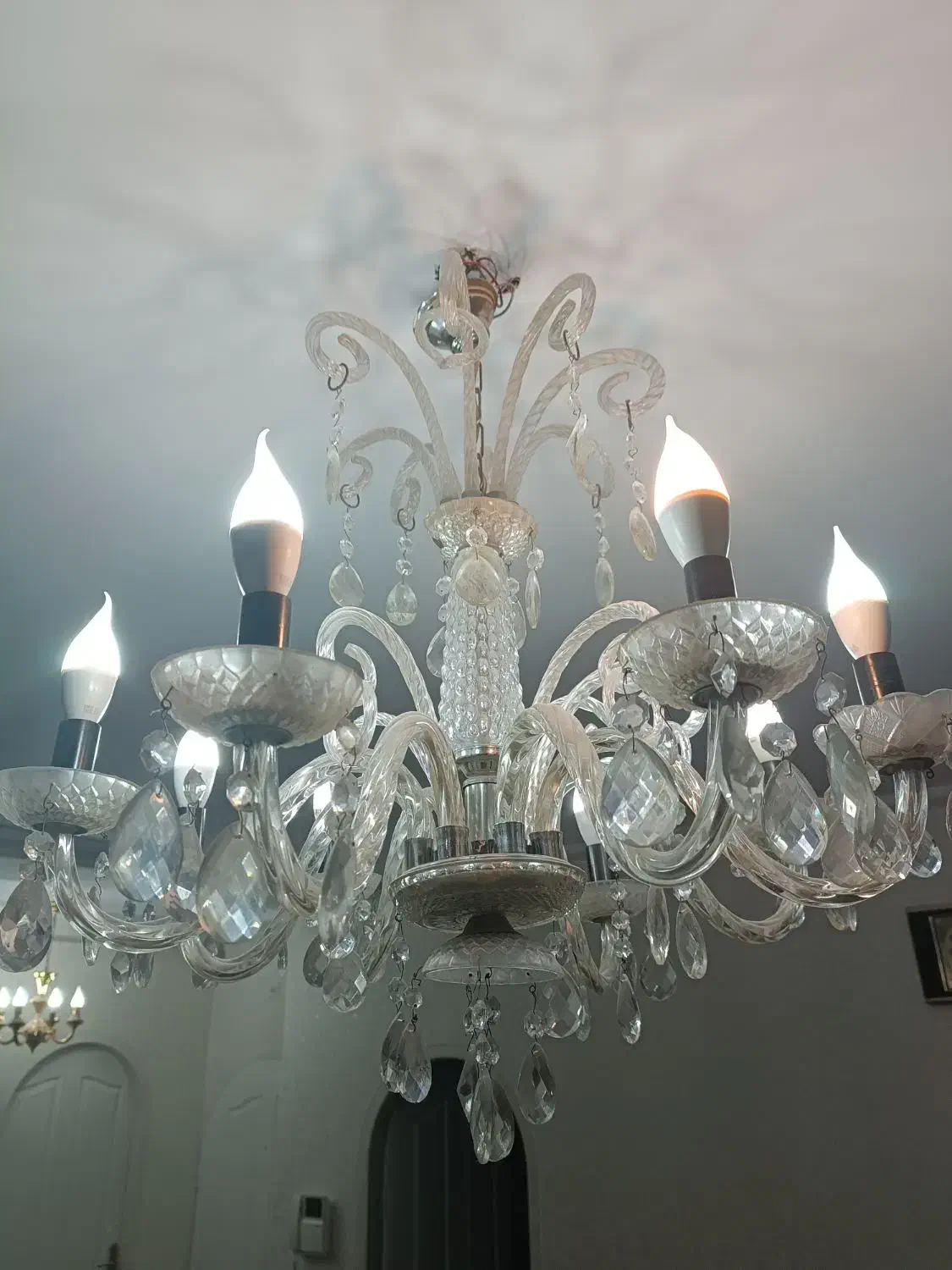 لوستر شیشه ای 8شعله|لوستر و چراغ آویز|تبریز, |دیوار