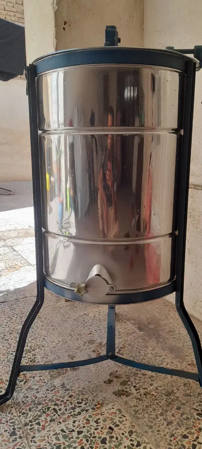 فروش استراکتور عسل گیری|سایر لوازم برقی|شهرکرد, |دیوار