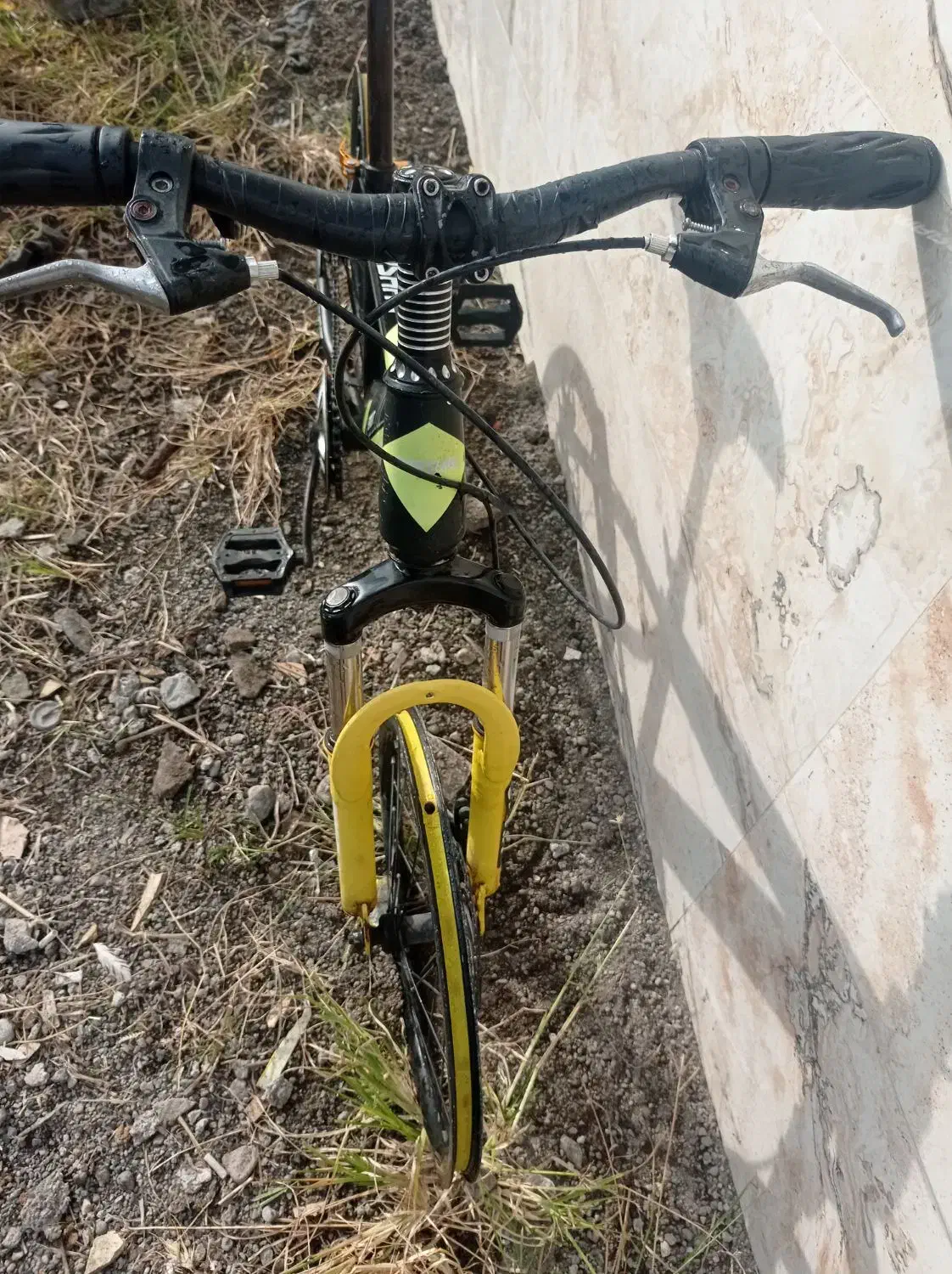 دوچرخه در حد نوع وسالم بدون لاستیک|دوچرخه، اسکیت، اسکوتر|حویق, |دیوار