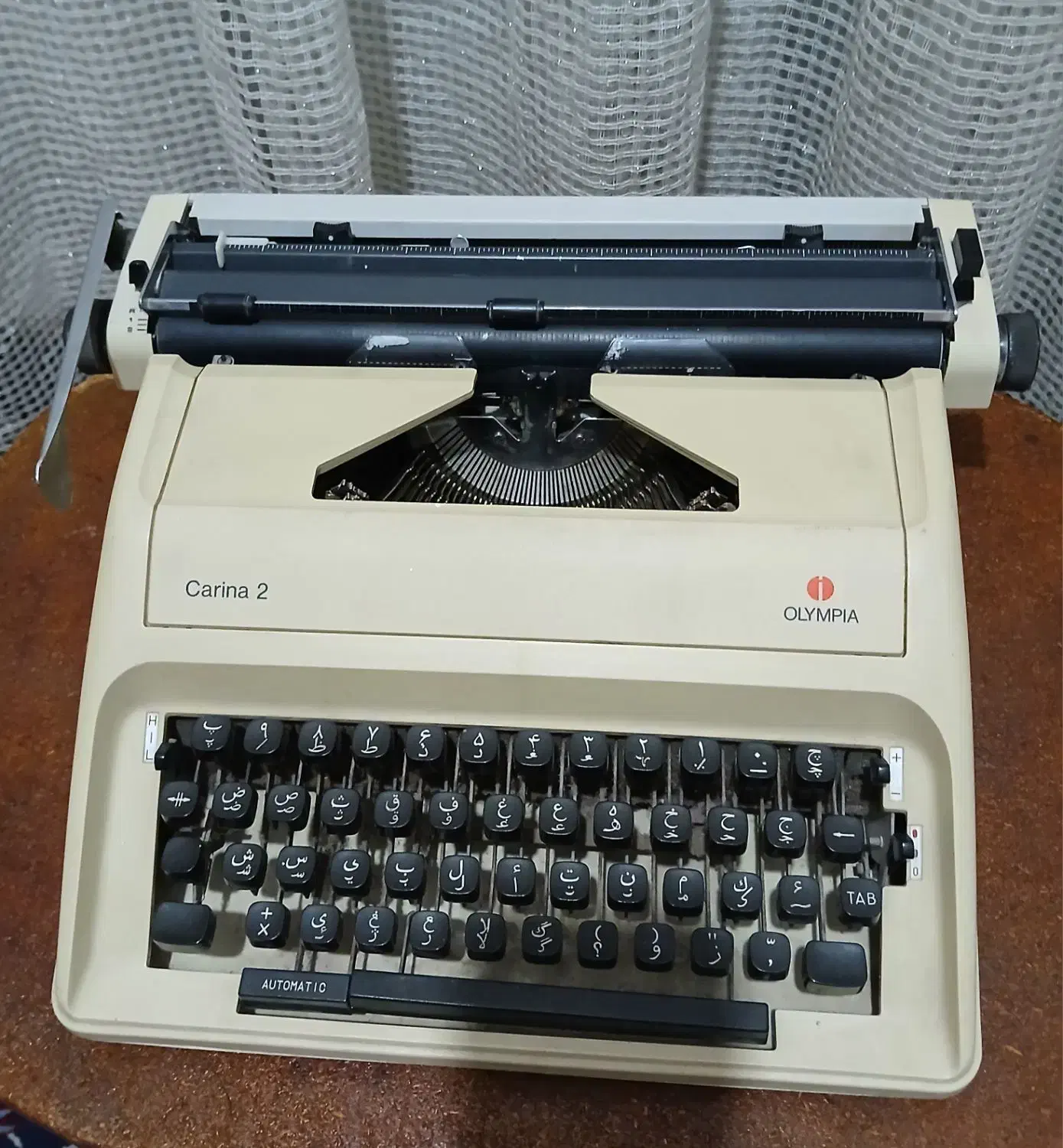 ماشین تحریر فارسی عتیقه ژاپنی ۱۲ میلیون|کلکسیون اشیاء عتیقه|ملایر, |دیوار