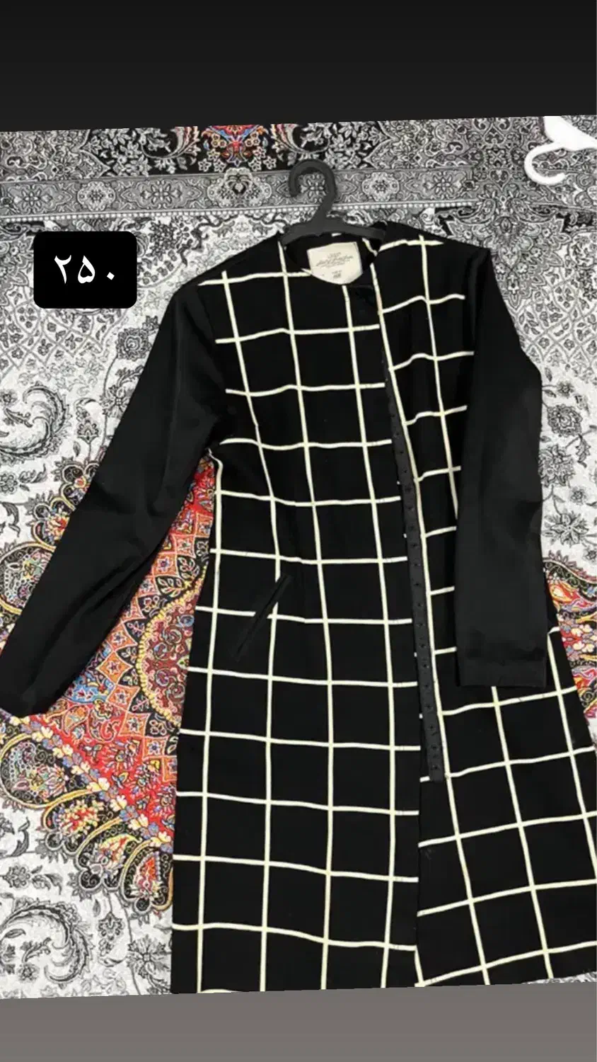 مانتو|لباس|مشهد, مصلی (کارمندان اول)|دیوار