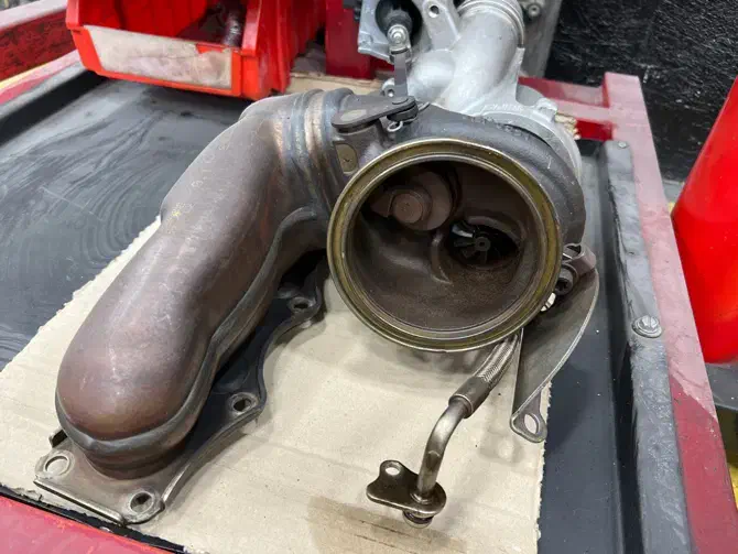 منیفولد اگزوز توربو بی ام و  کامل|قطعات یدکی و لوازم جانبی|تهران, اختیاریه|دیوار