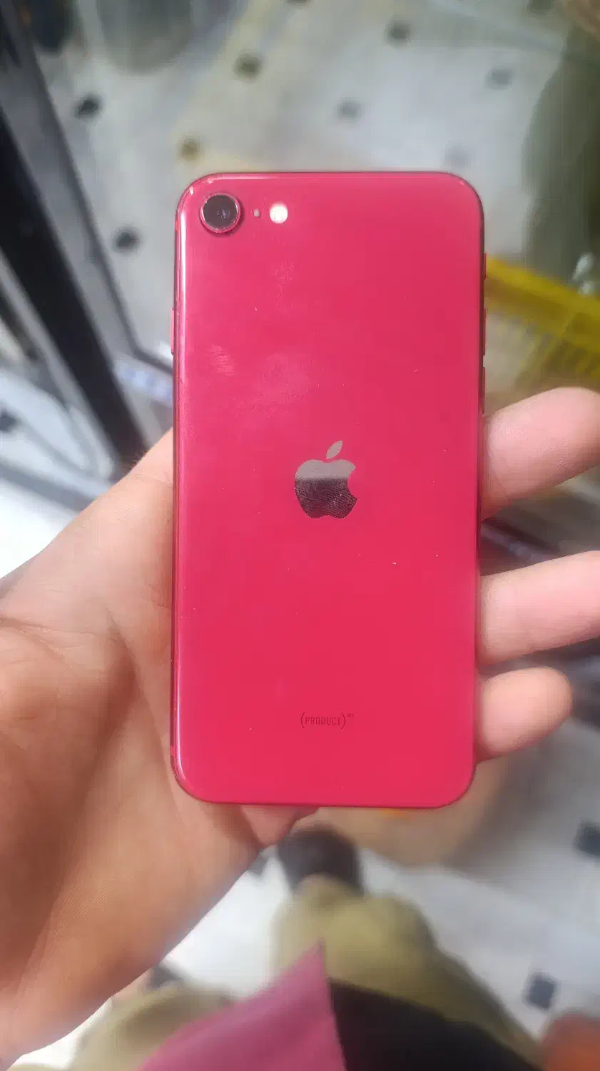 ایفون se2020|موبایل|قم, هفت تیر|دیوار