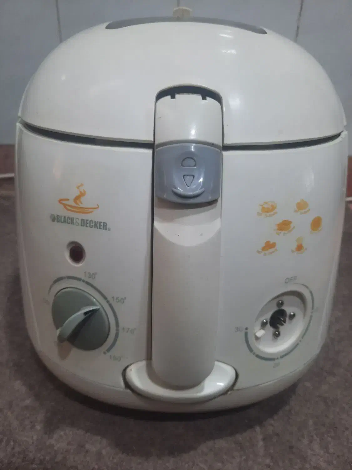 سرخ‌کن Black & Decker سالم و تمیز|اجاق گاز و لوازم برقی پخت‌وپز|خاوران, |دیوار