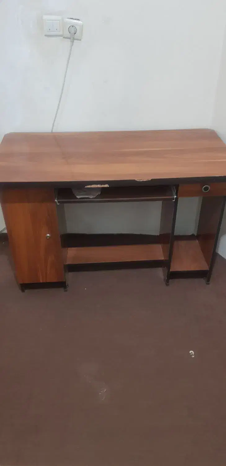 میز کامپیوتر|میز تحریر و کامپیوتر|مشهد, شهید قربانی|دیوار