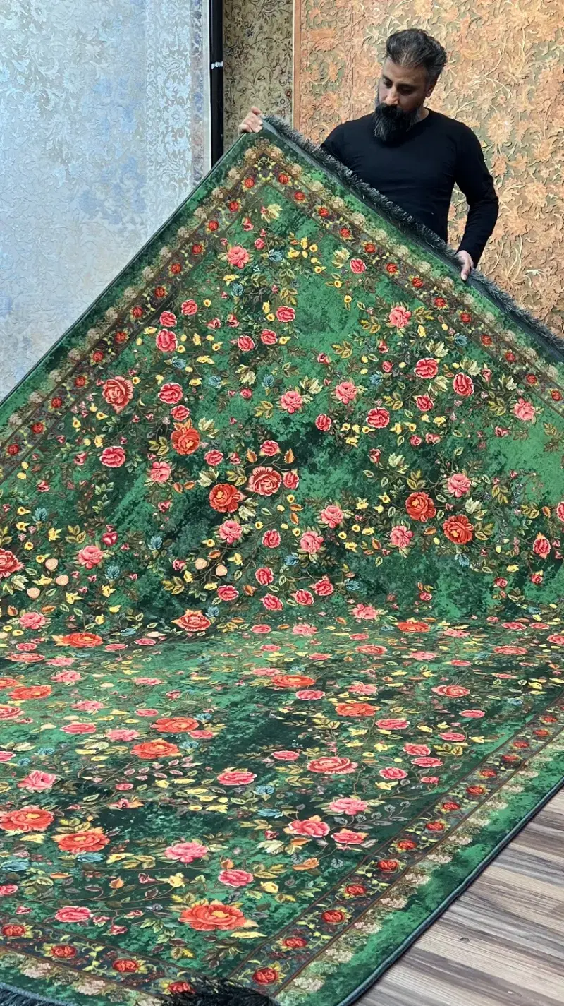 فرش لاکی سبز ۱۲۰۰ شانه / تراکم ۳۶۰۰|فرش|تهران, کوهک|دیوار