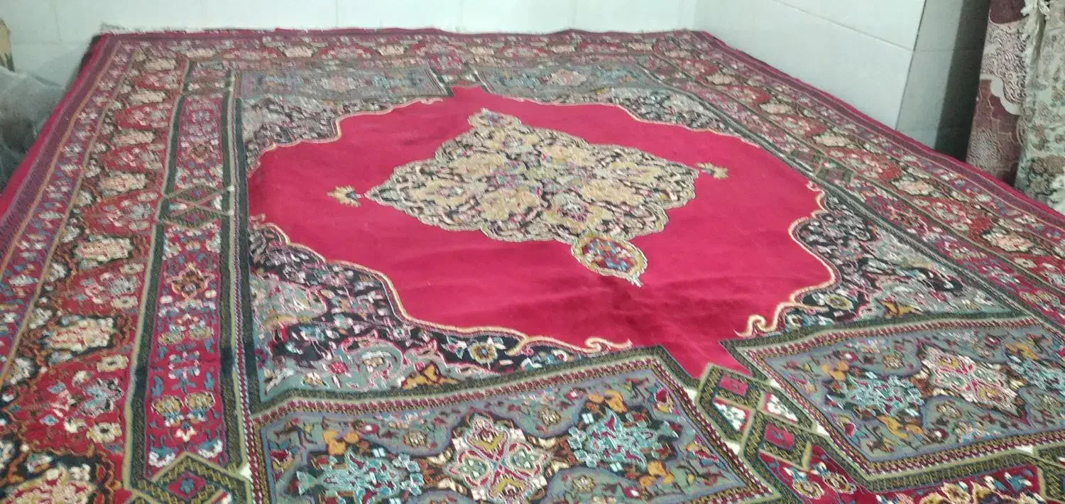 فرش مناسب|فرش|بیرجند, |دیوار