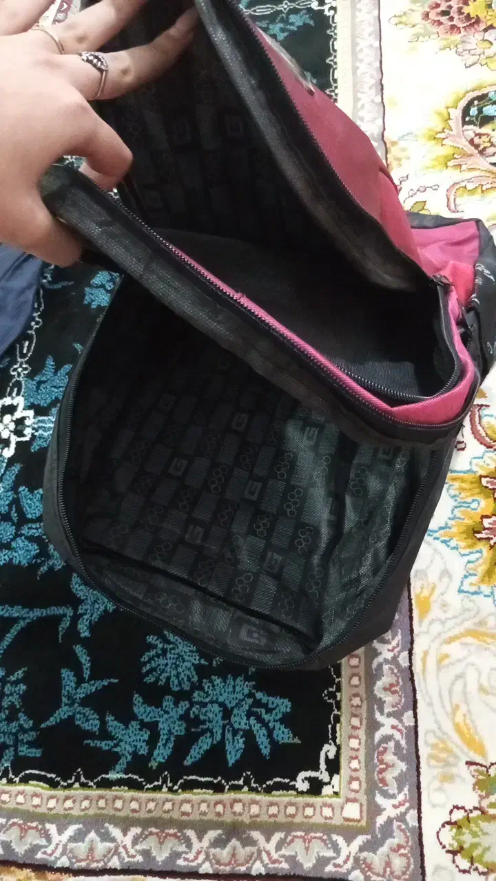 کیف|کیف، کفش، کمربند|گرگان, |دیوار