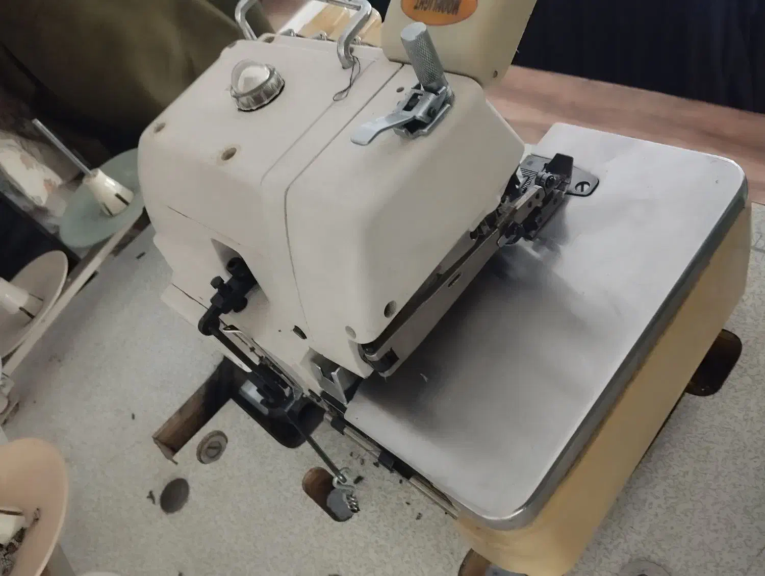 سردوز۵نخ|چرخ خیاطی و ریسندگی|پاکدشت, پاکدشت (مامازند)|دیوار