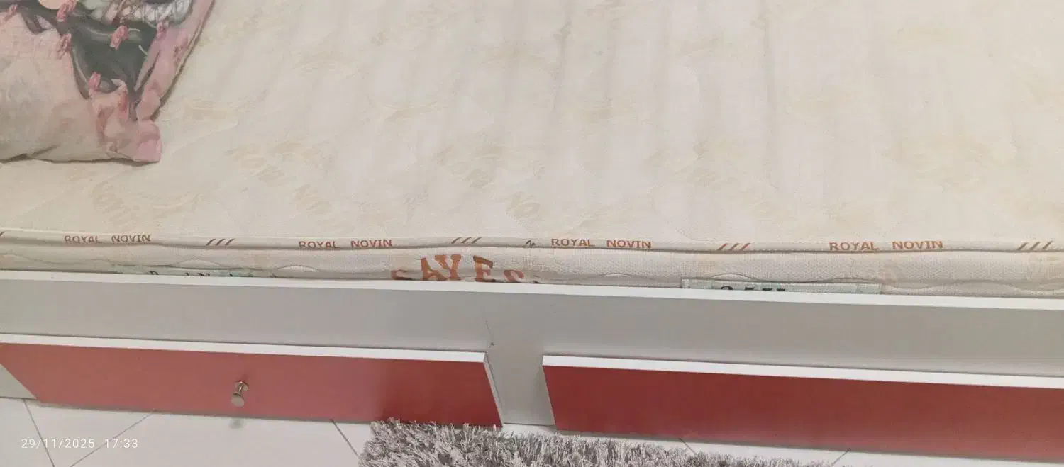 تخت وکمد نوجوان|تخت و سرویس خواب|پاکدشت, پاکدشت (مامازند)|دیوار