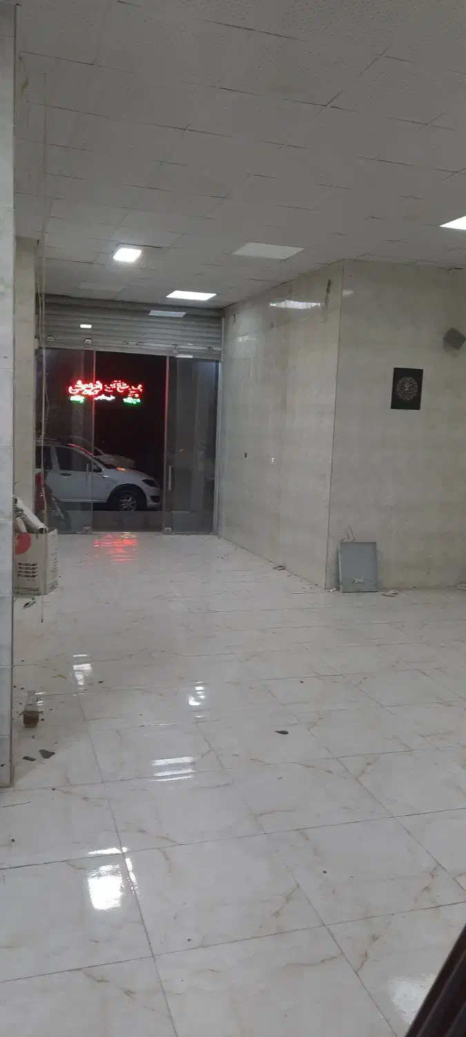 اجاره مغازه  خ صاحب الزمان|اجارهٔ مغازه و غرفه|شهرضا, |دیوار