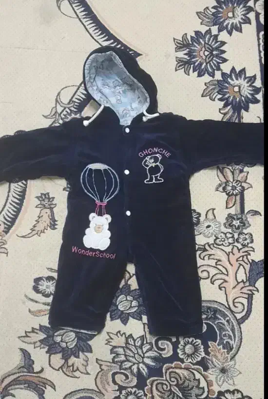 کاپشن بچگانه|کفش و لباس بچه|رشت, یخسازی|دیوار