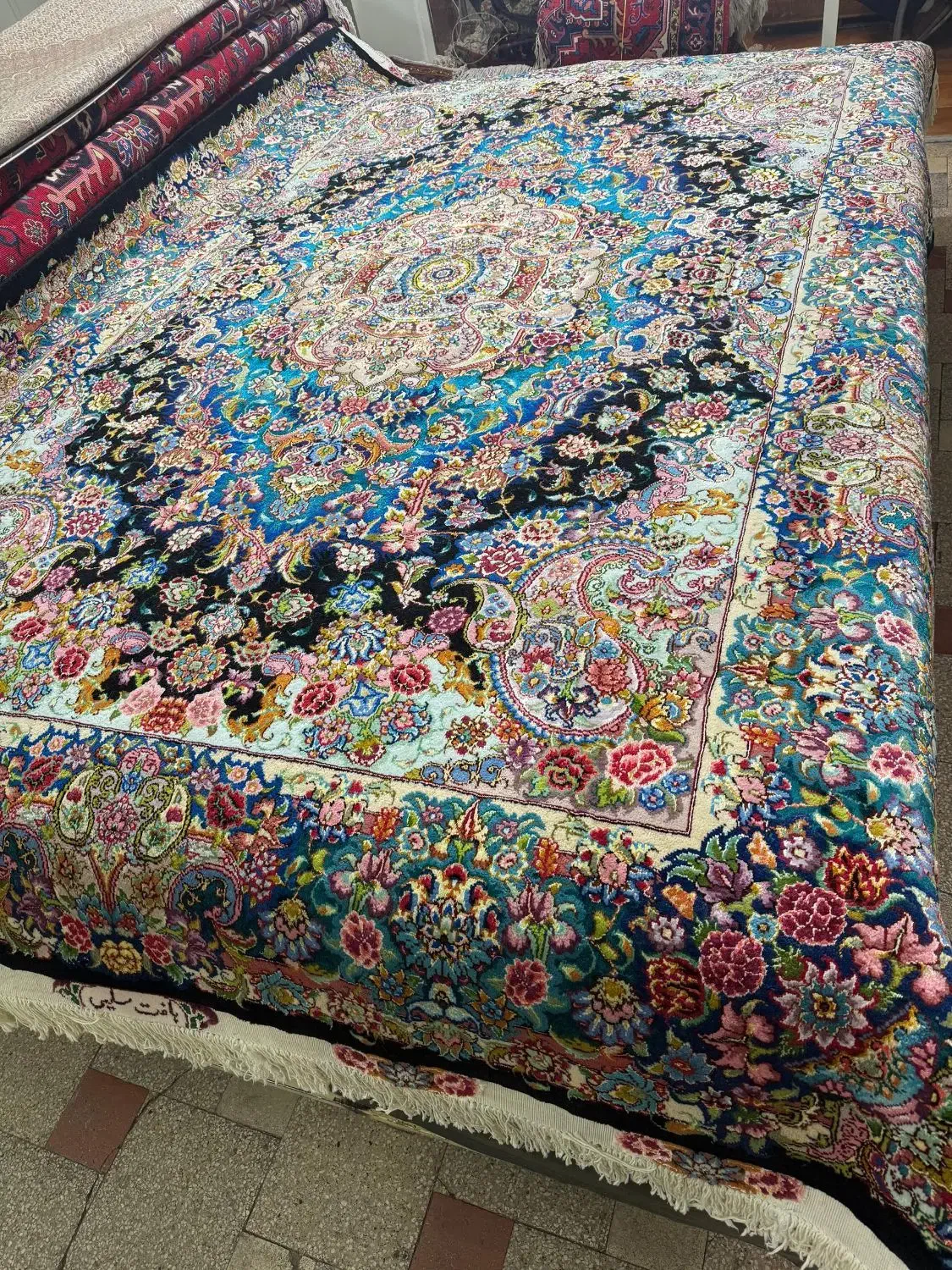 جفت۹متری ۳۰رج سالاری|فرش|تبریز, |دیوار