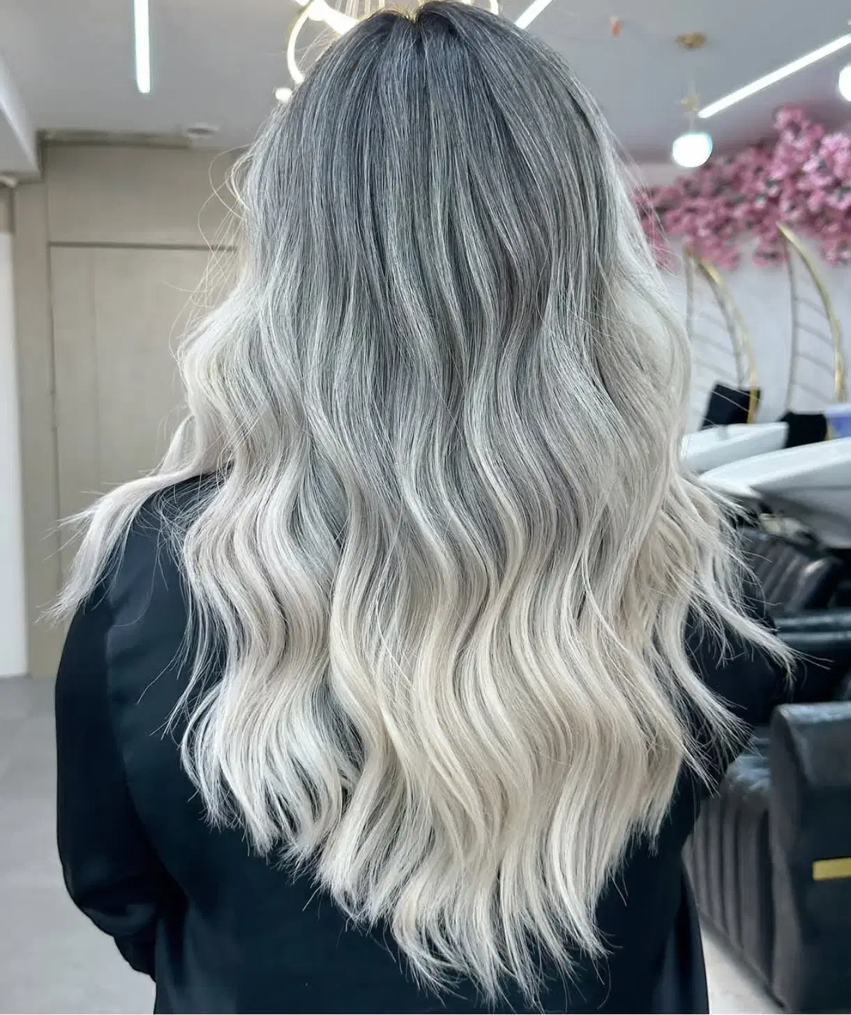 رنگ مو تخصصی را از ما بخواهید|خدمات آرایشگری و زیبایی|صدرا-فارس, فاز ۲|دیوار