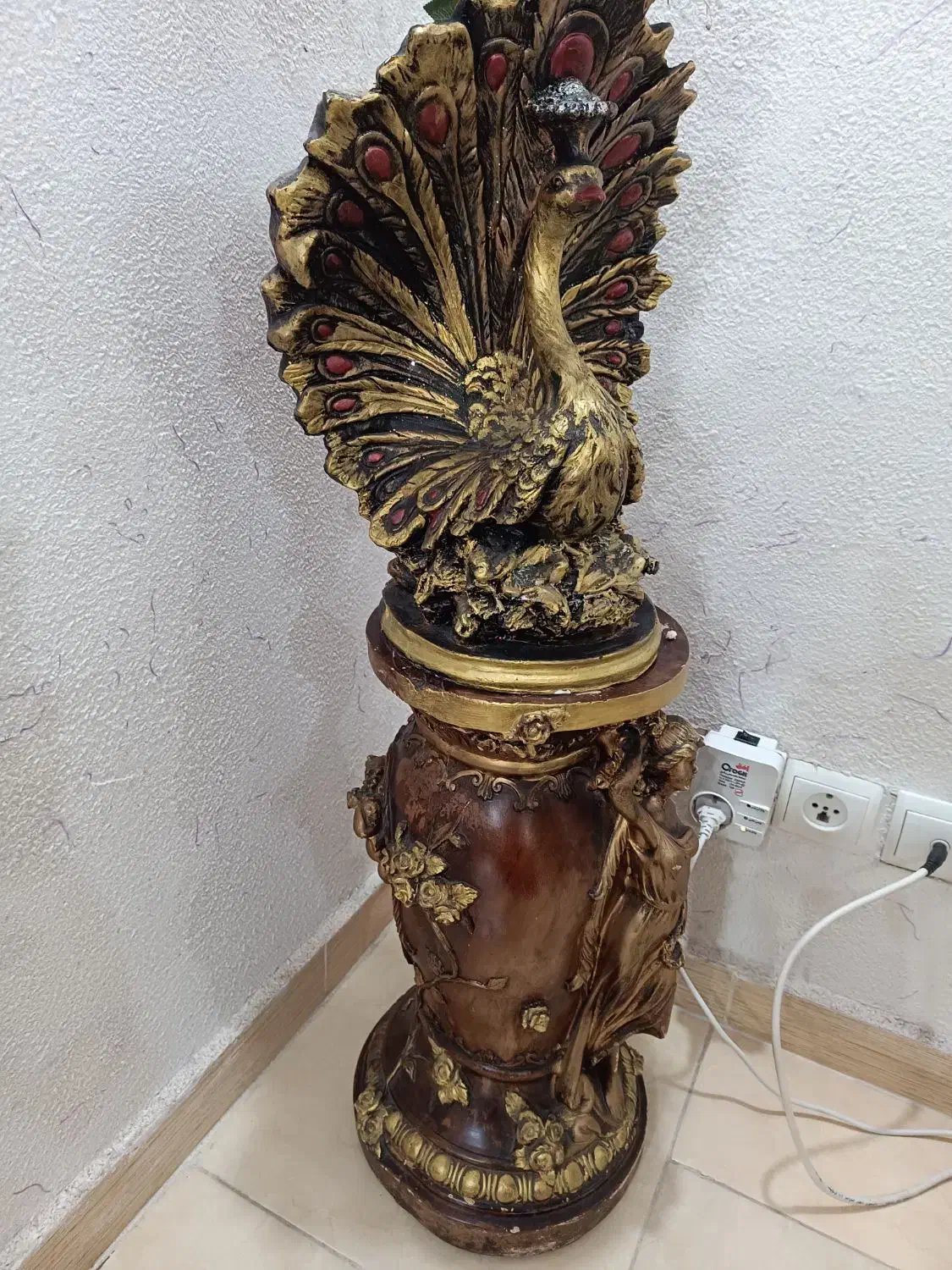 مجسمه|مجسمه، تندیس، ماکت|رشت, کوی مهر|دیوار